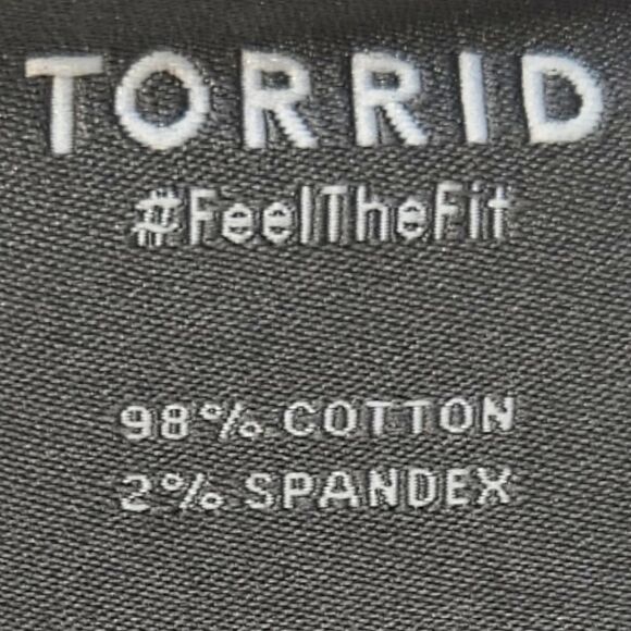 TORRID PLUS Size White Distressed Cropped Vintage Boyfriend Jeans Plus Size 18 - Picture 12 of 16